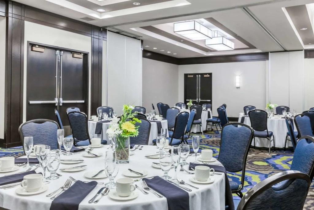 Courtyard by Marriott Pittsburgh University Center