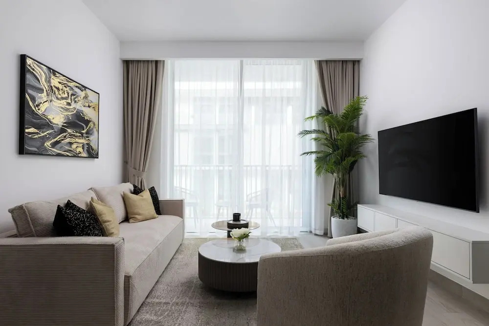 Waves - Luxury Meets Comfort Modern 1