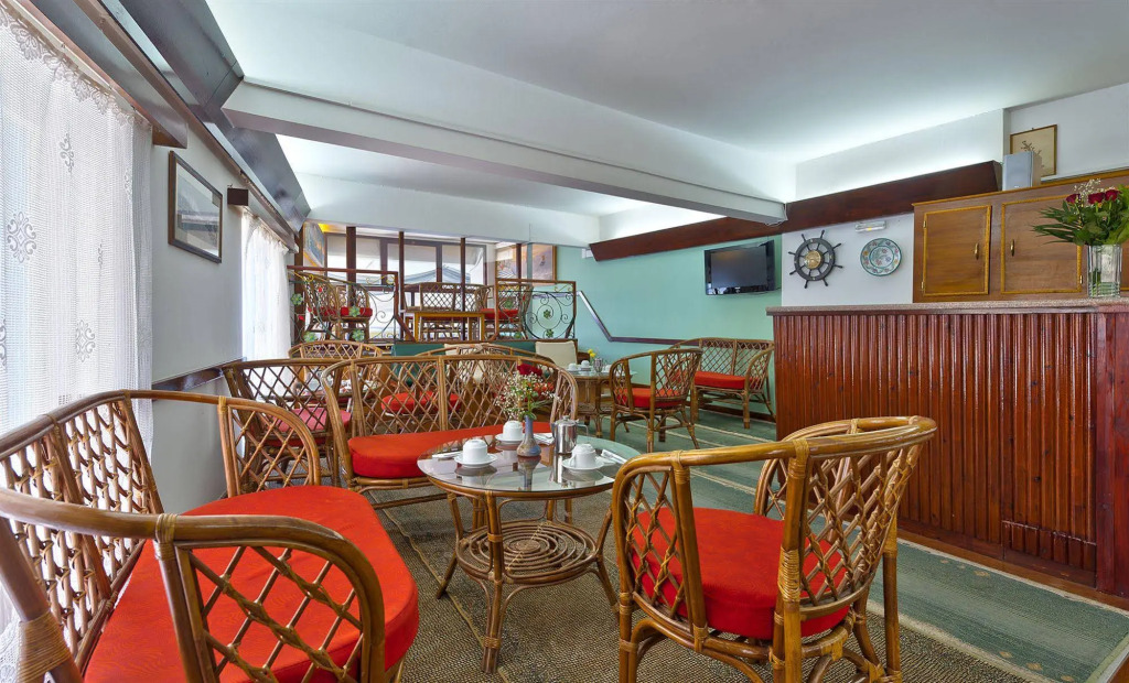 Lucia Hotel