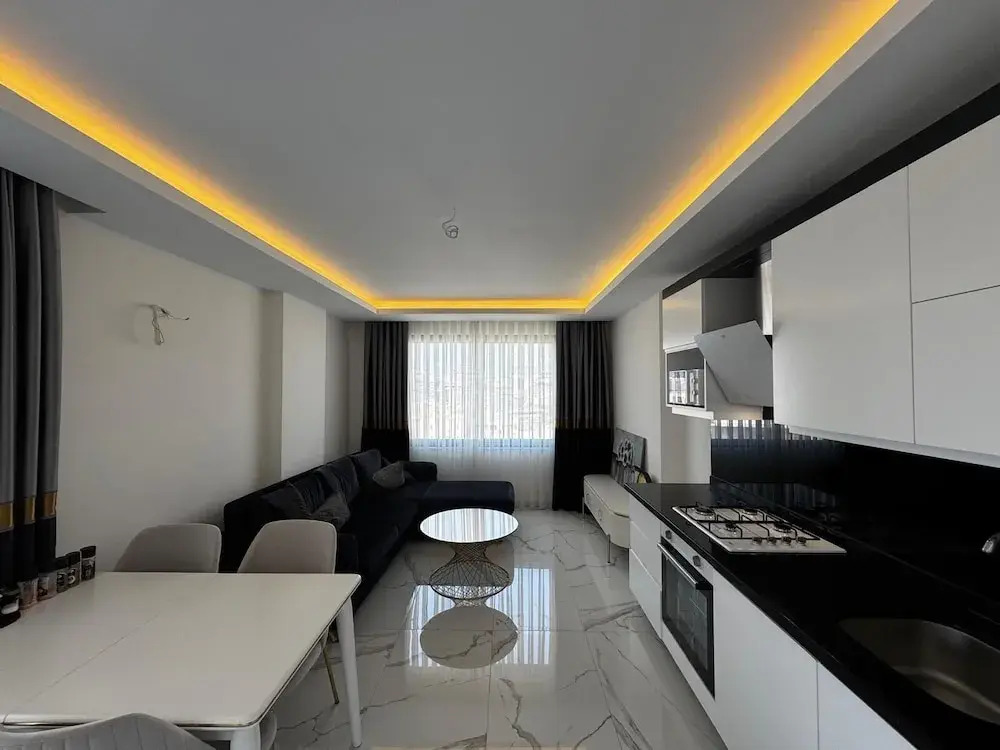Heaven Hills Complex