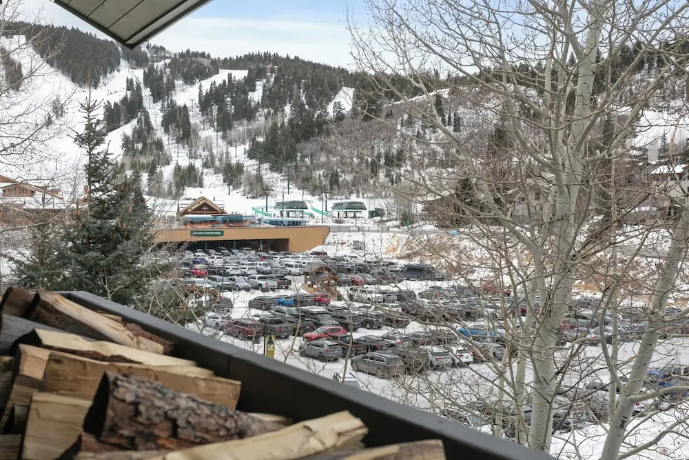 Ski Retreat Hot Tub 2br + Loft 2 Bedroom Condo