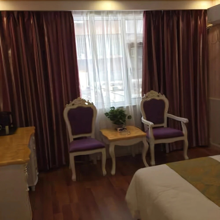 Xinglong Hotel