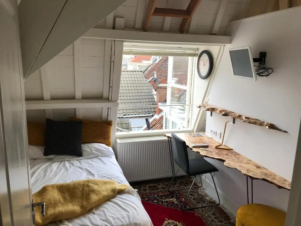 NR22 Leiden