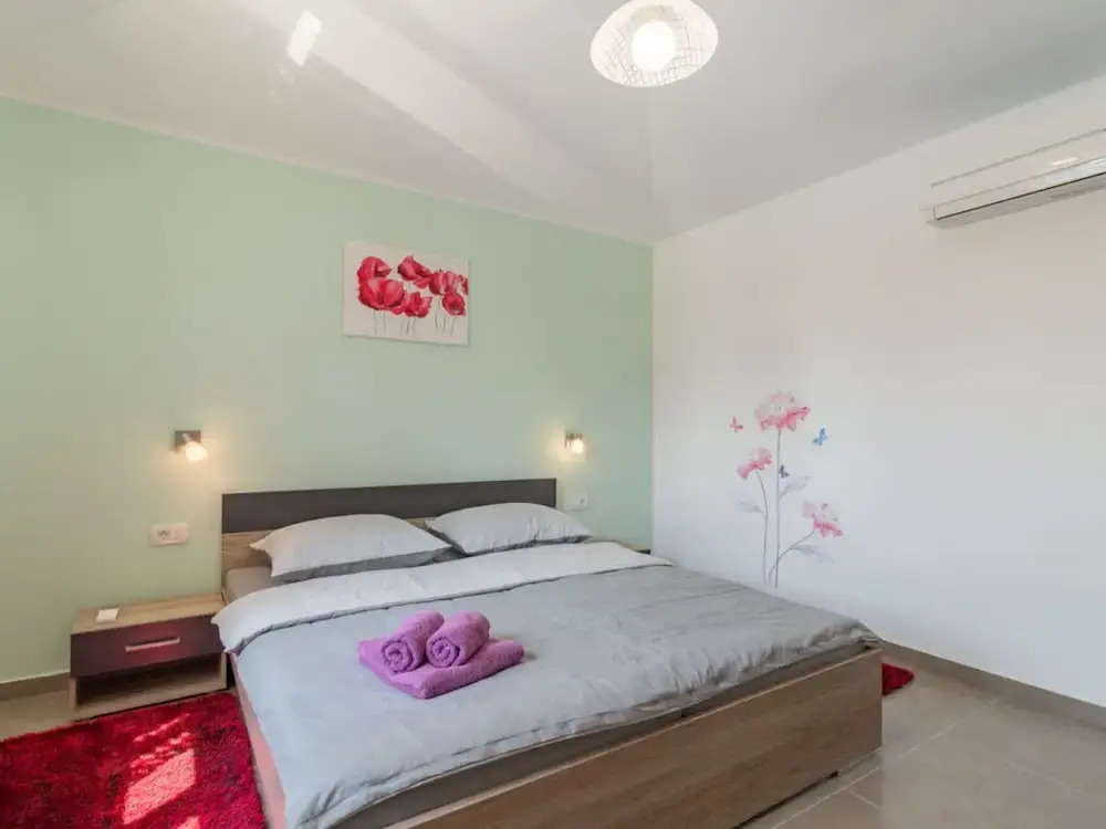 Villa Lena Comfortable Holiday Residence