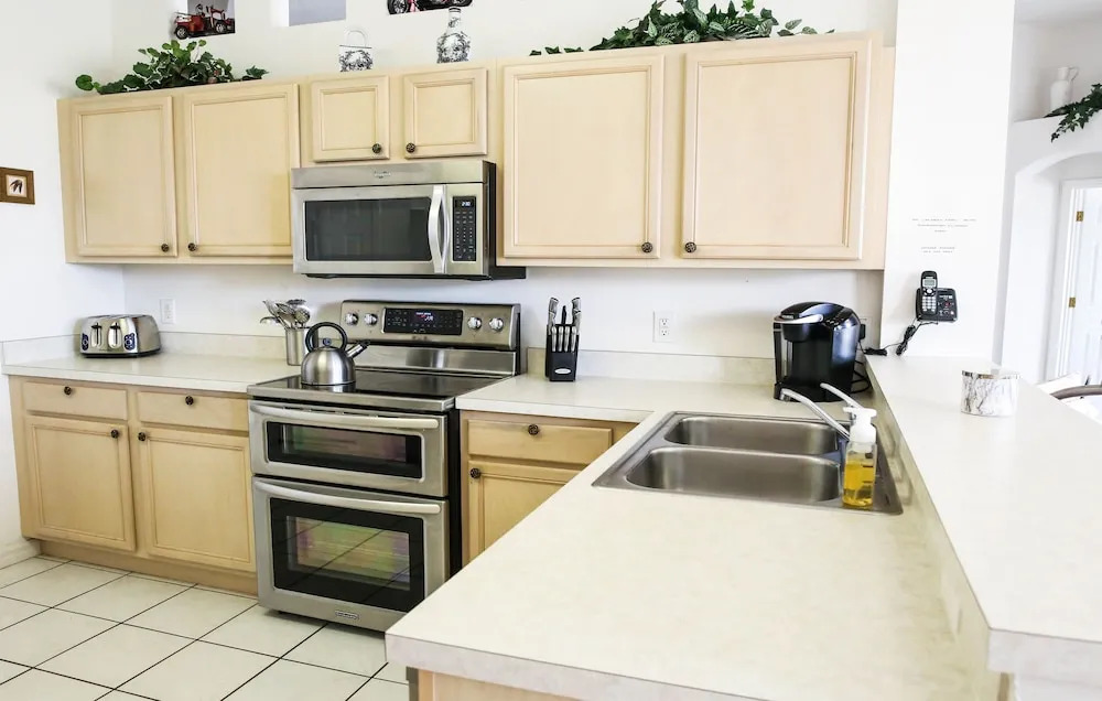 Large 3 Bedroom Home 15 Minutes From Walt Disney World