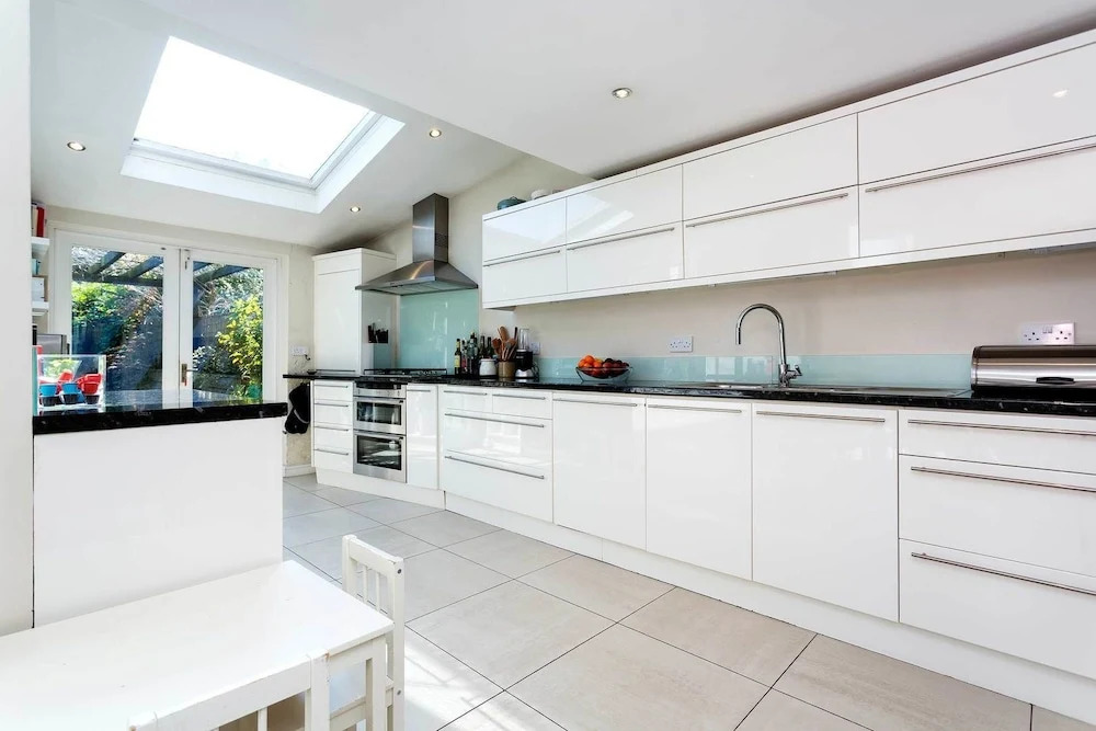 Veeve - Finsbury Garden