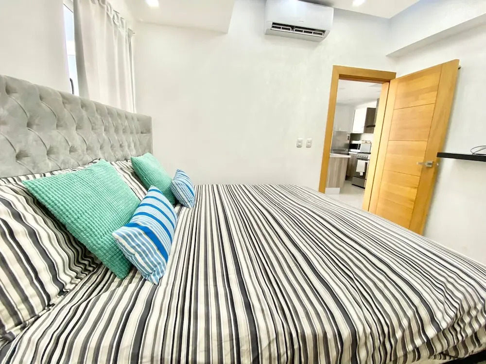 luxury 1br , Pool, Gym, Close Agora Mall