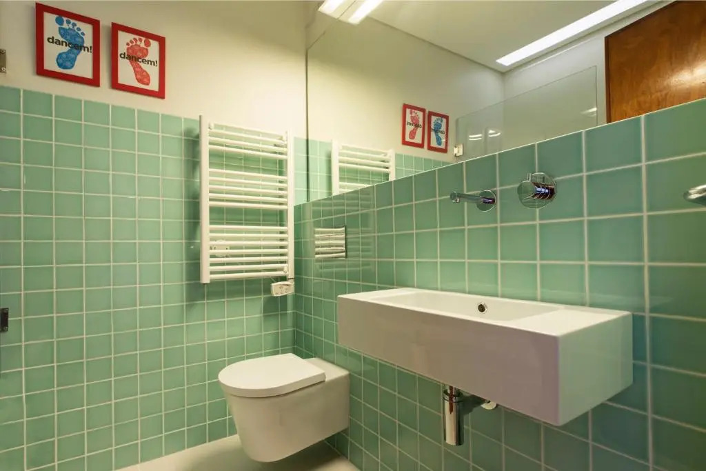 Spacious and Bright City Apartment I - 4 floor NO ELEVATOR