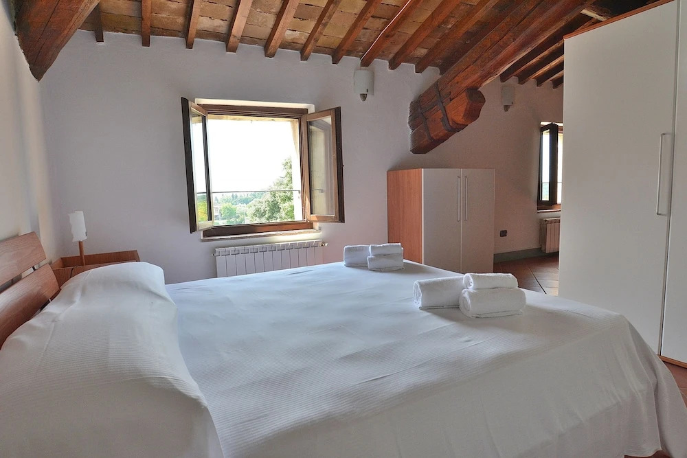 The Knight Loft With Pool