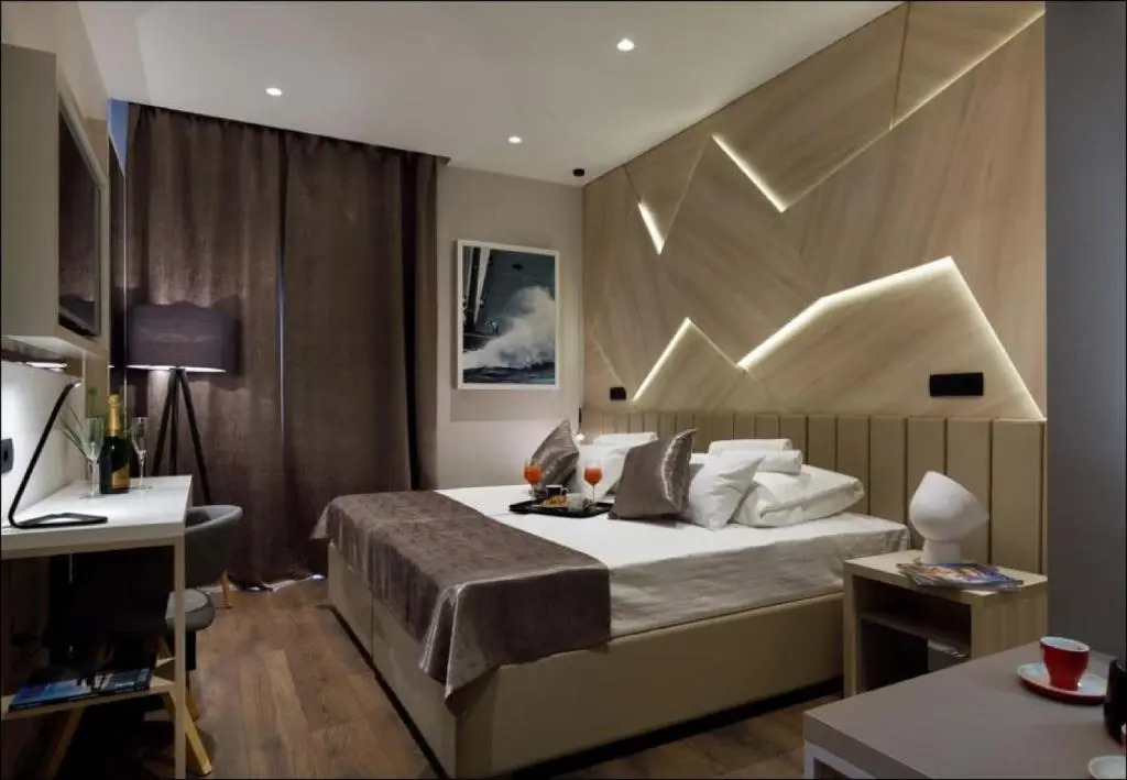 Sailor Boutique Rooms