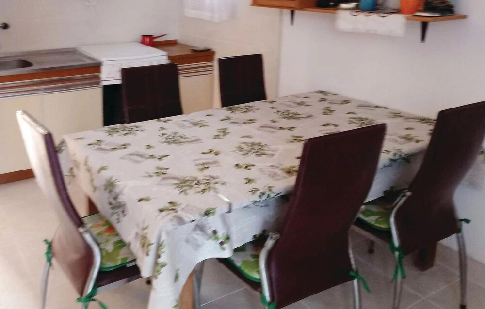 Awesome Home in Jadrija With Wifi and 2 Bedrooms