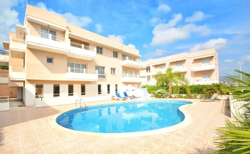 PMP Adamia Apartments