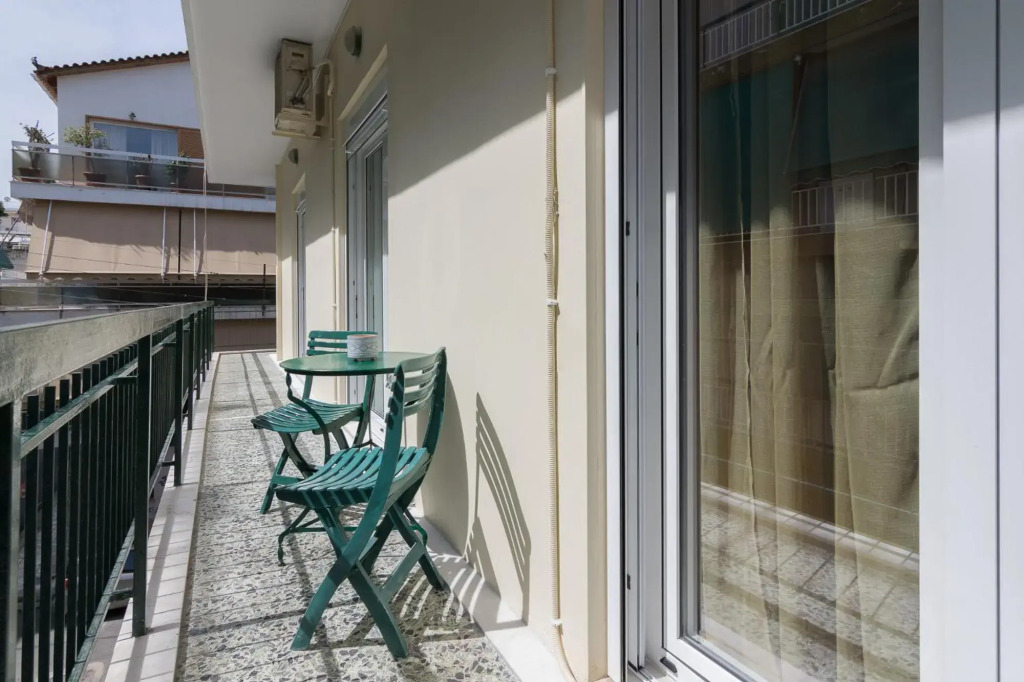 Nice 2bedroom apartment in Pagkrati