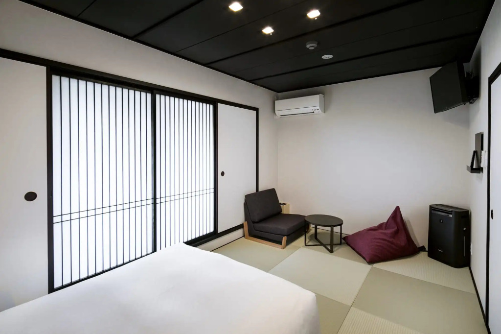 Residential Hotel HARE Kuromon