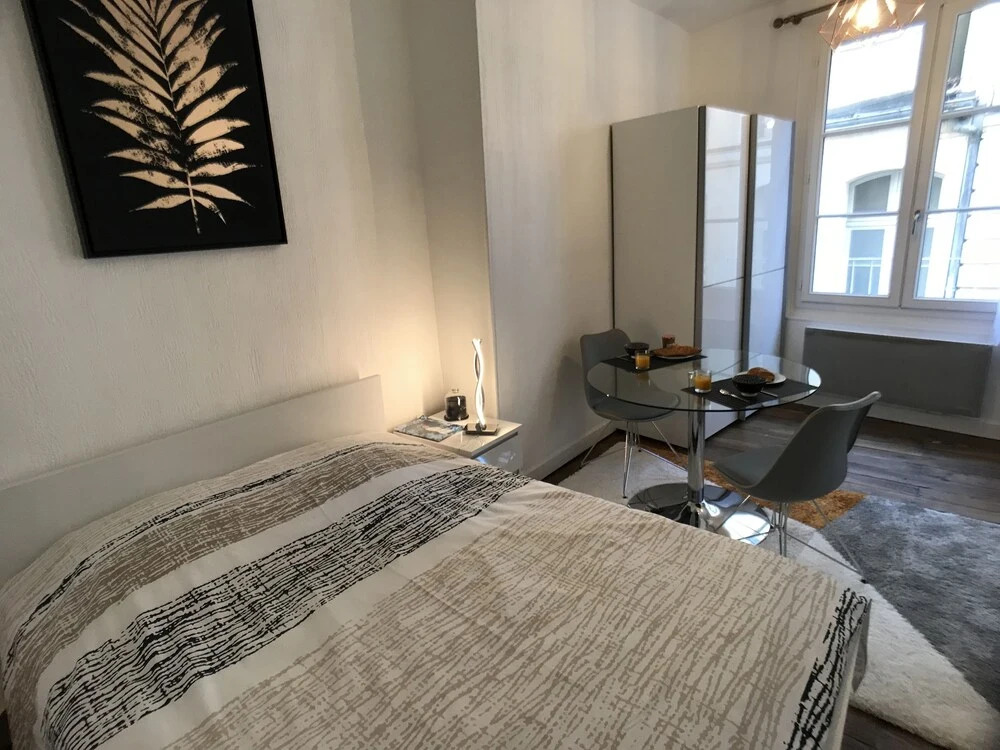 Joli Studio Au Coeur Poitiers