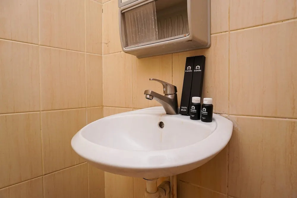 Homey 2BR Menara Cawang Apartment