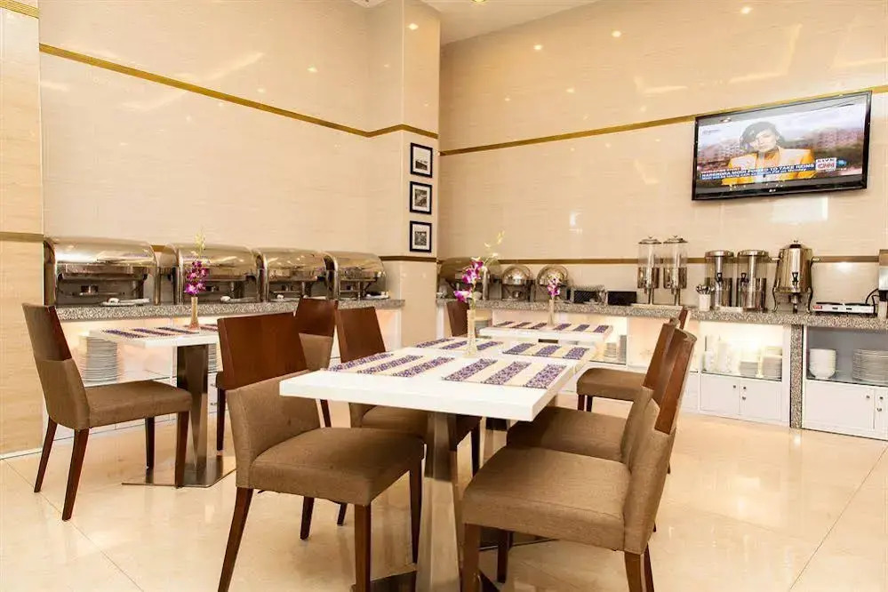 Ha Hien Hotel 2