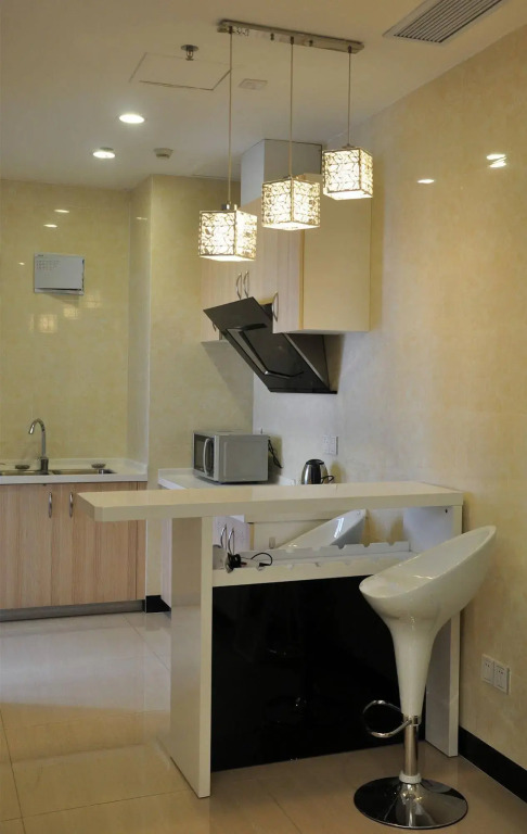 Private-Enjoyed Home Stanley International Apartment