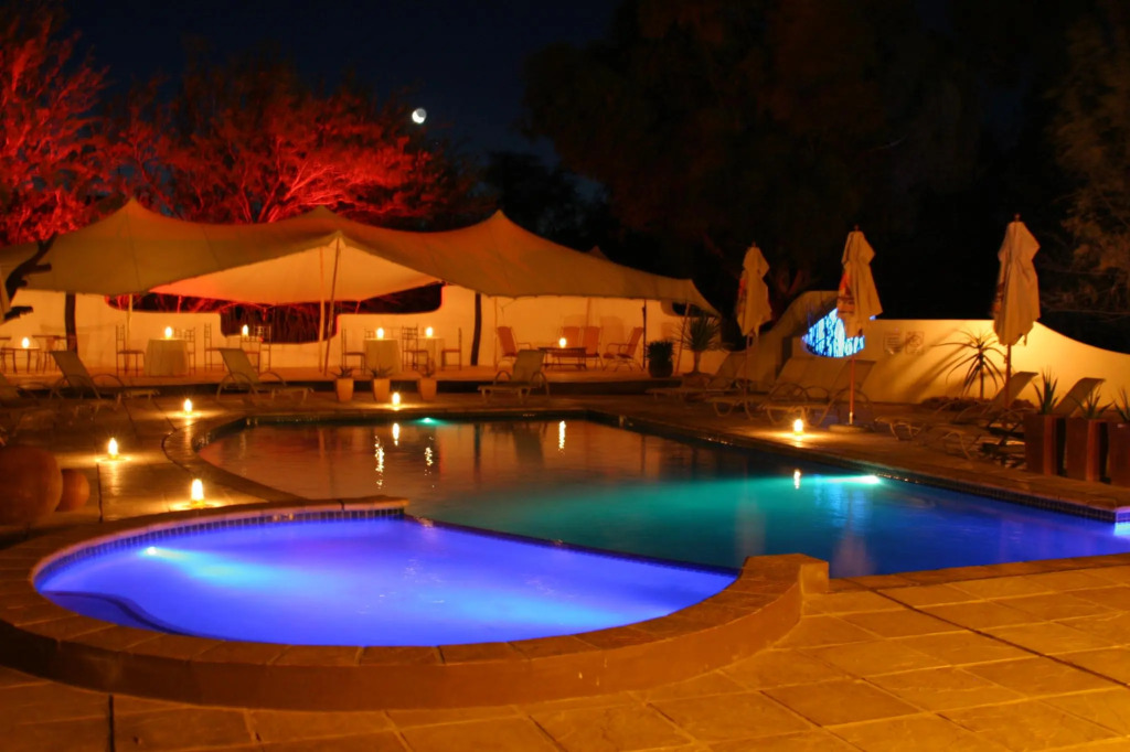Inverdoorn Game Reserve Lodge