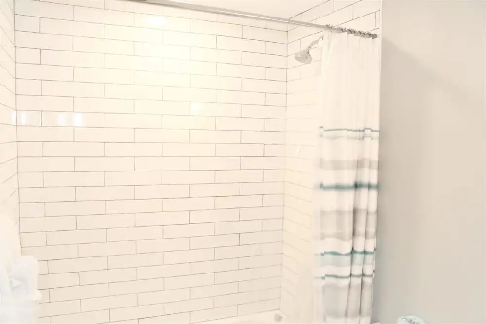 Jamaica Royale T23 - 2 Br Condo