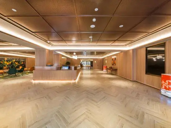 Orange Hotel (Dongying Qingfeng Lake)