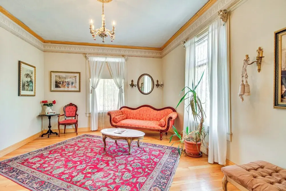 < 1 Mi to Downtown Abq: Historic Manor w/ Patio!