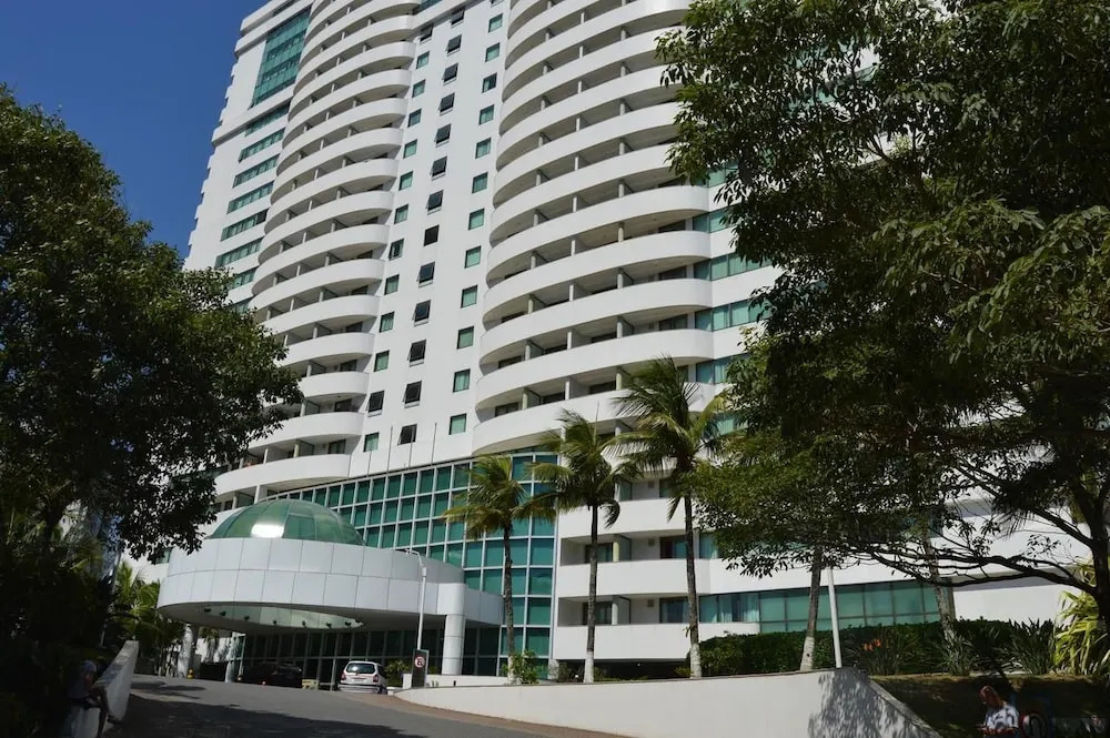 Flat With Services and Pool - Barra
