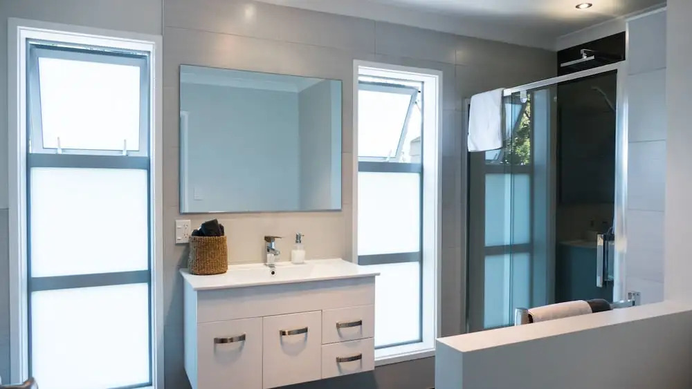 Magic on Molesworth - 2BR townhouse near CBD