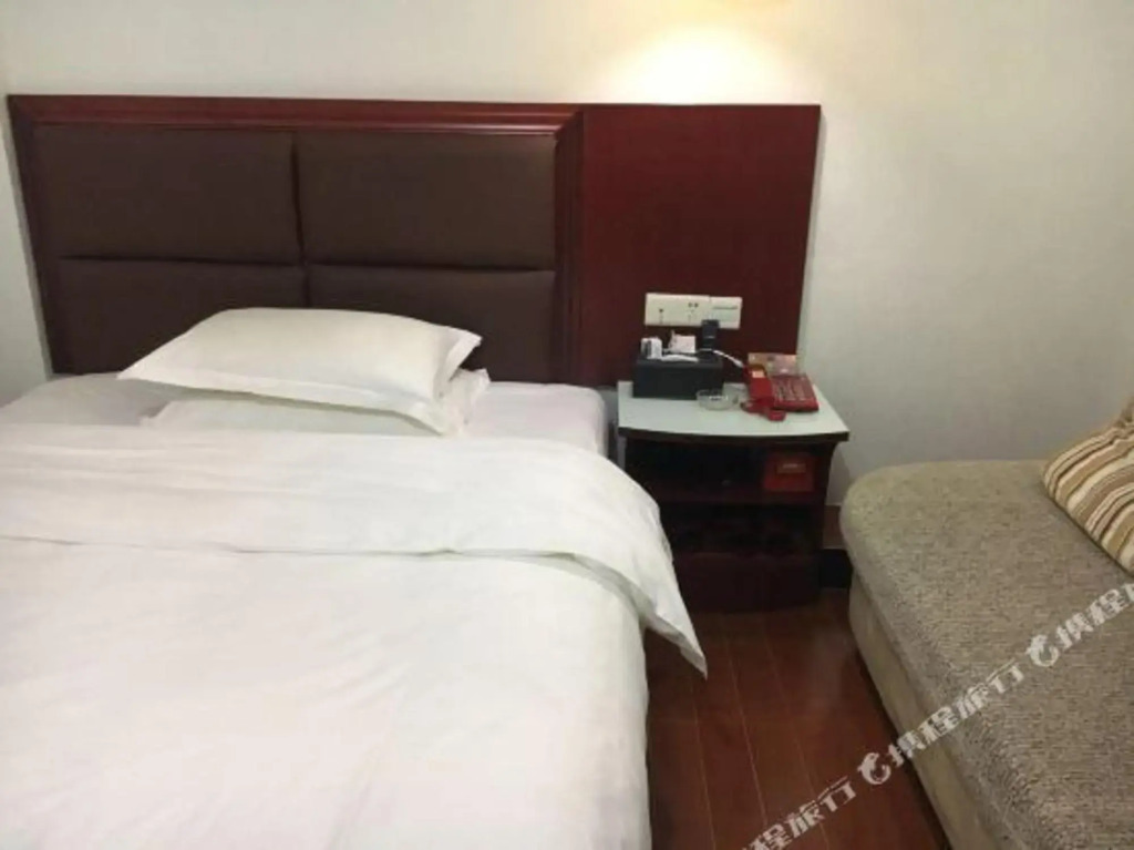 Yongsheng Business Hotel