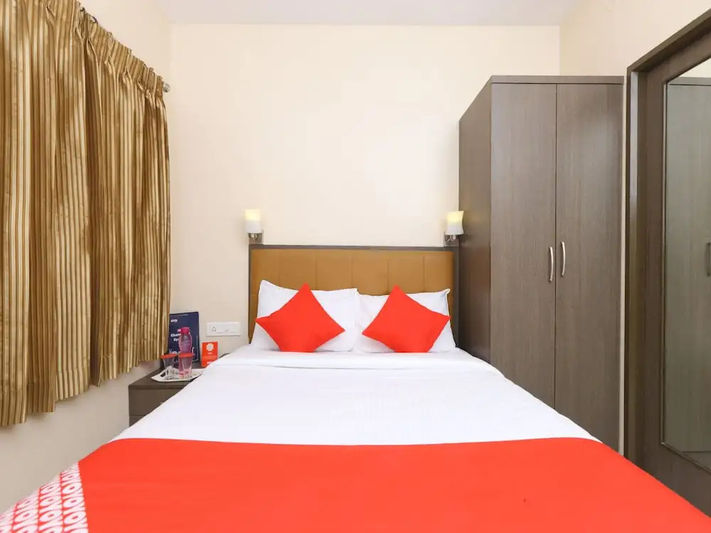 OYO 14934 Kalyani Grand