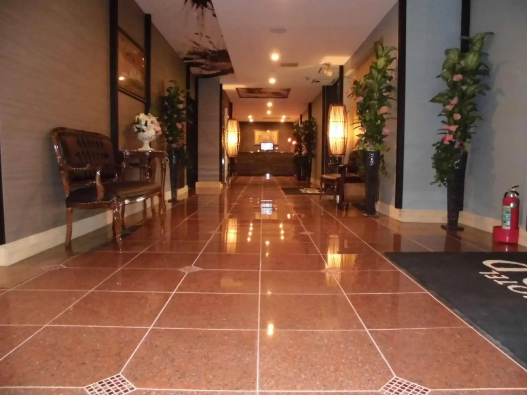 Hotel D.D