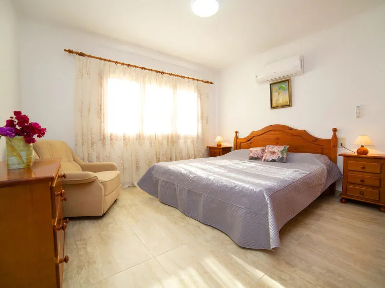Villa Baladrar by Abahana Villas