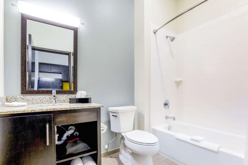 MainStay Suites Winfield-Teays Valley