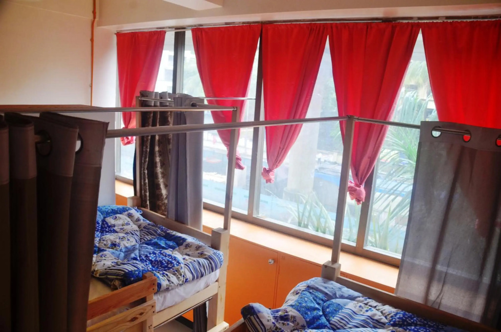 Salaam Namastey Backpackers