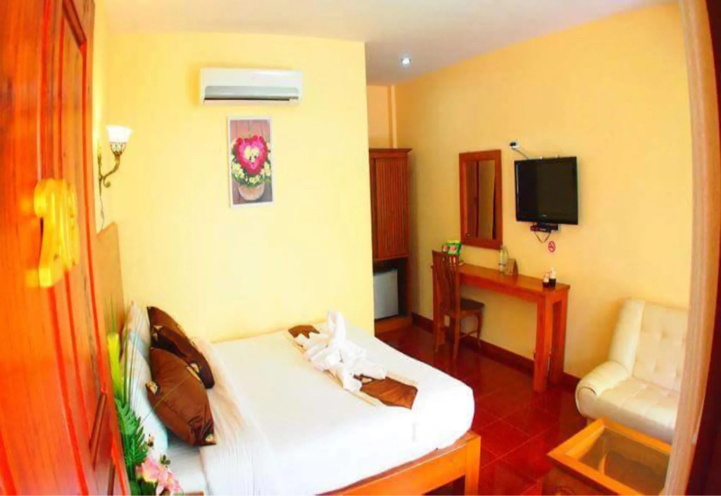 Ruen Narisra Resort