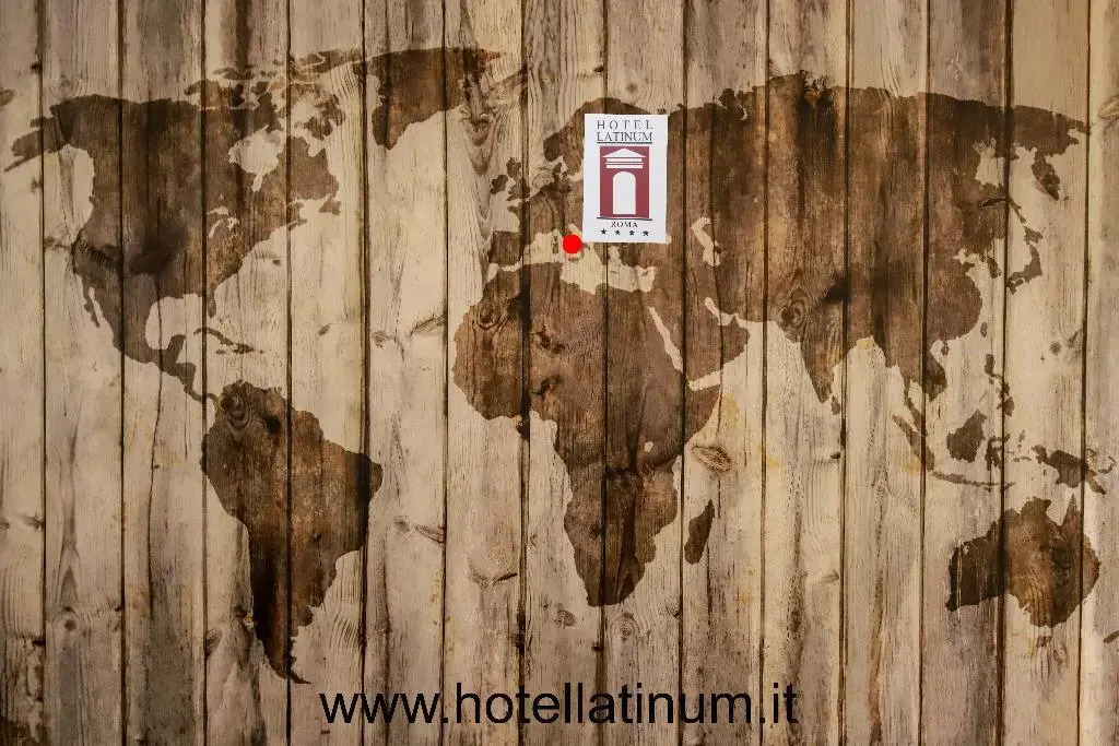 Отель Latinum