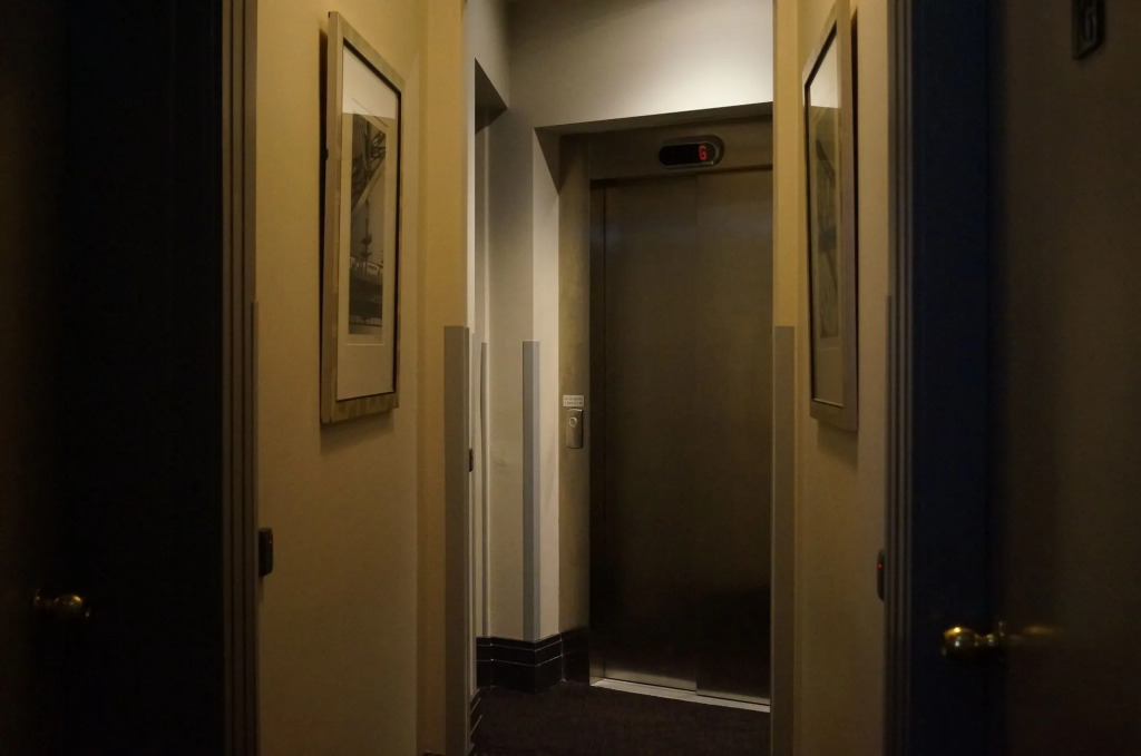 Royal Exhibition Hotel