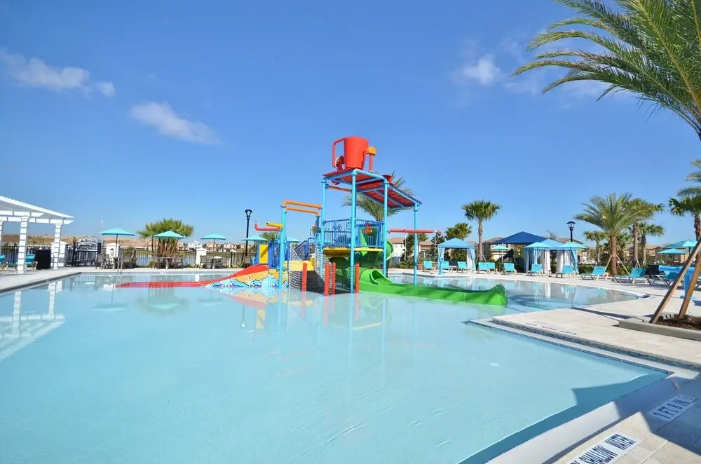 Luxury MultiFamily Gem ~ Mins to Disney ~ Pool/Spa