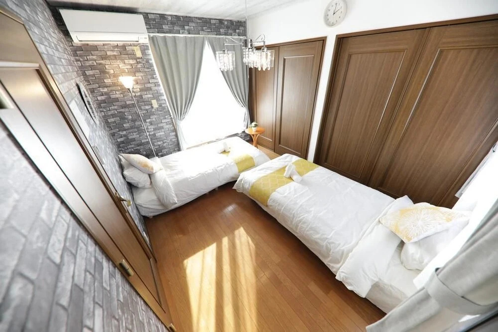 Omotenashi House Part 1 (174-1)