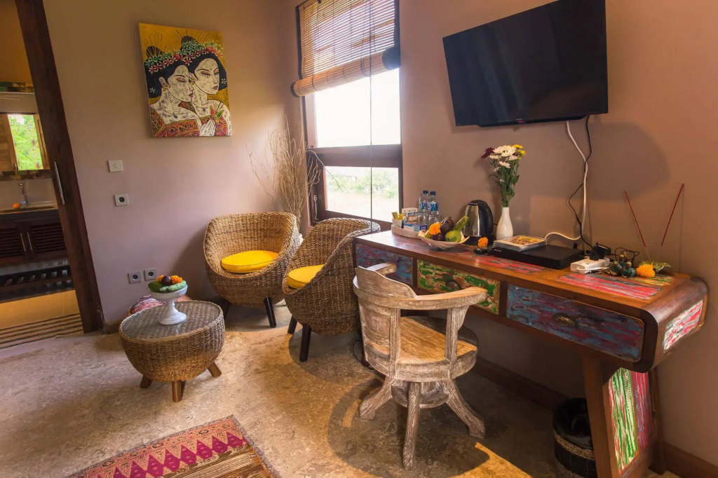 Solo Villas & Retreat