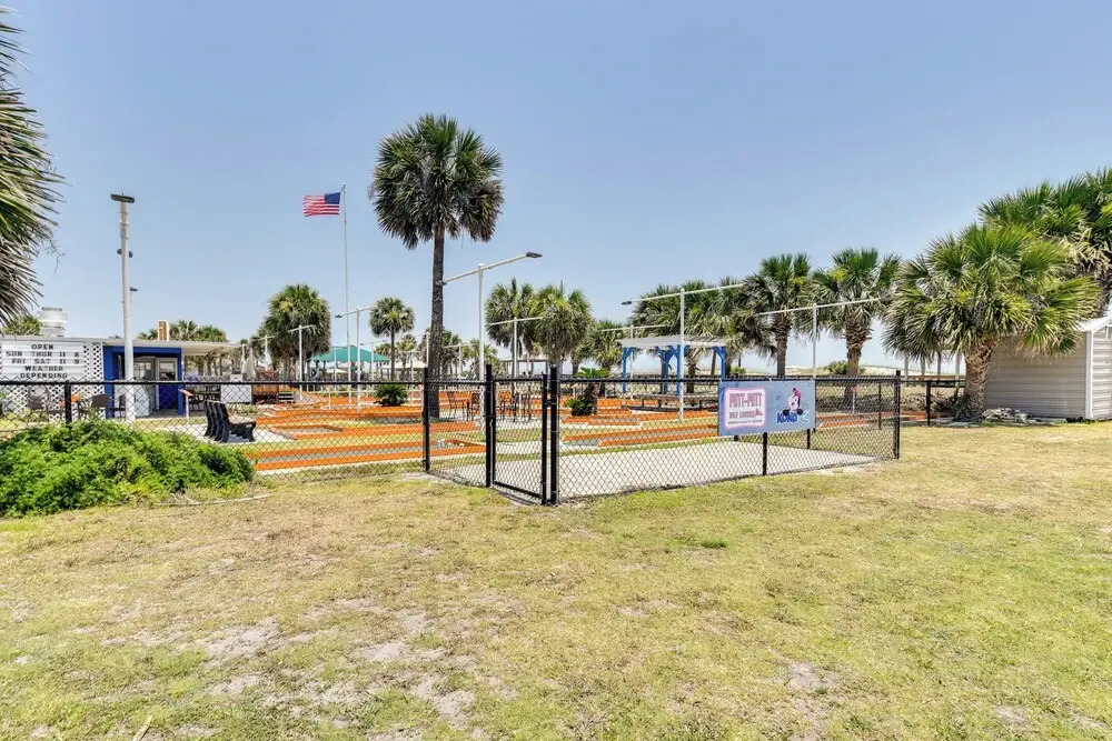 Pet-friendly Fernandina Beach Condo: Walk to Beach