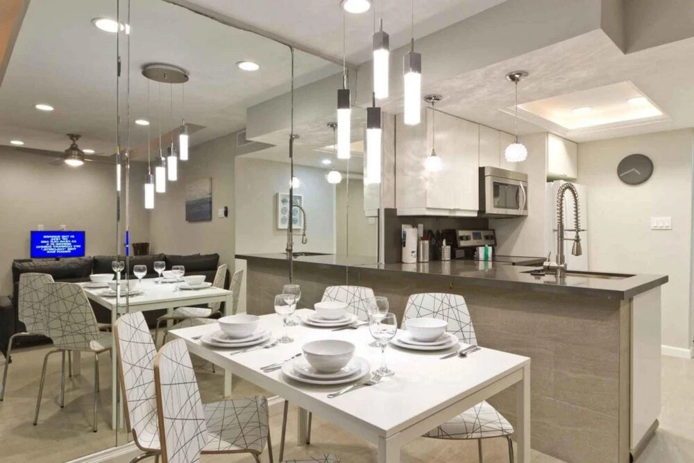 Aquarius Condominium 706