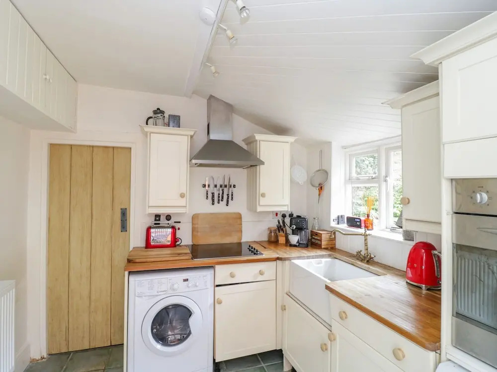 Shaston Cottage