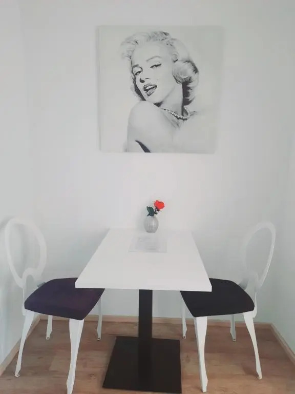 Apartmaji Meli Pu 2