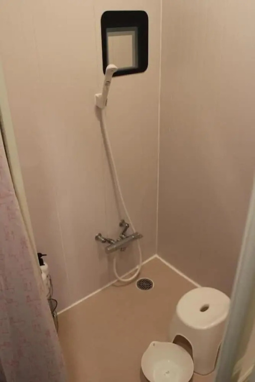 YOKO House - Hostel