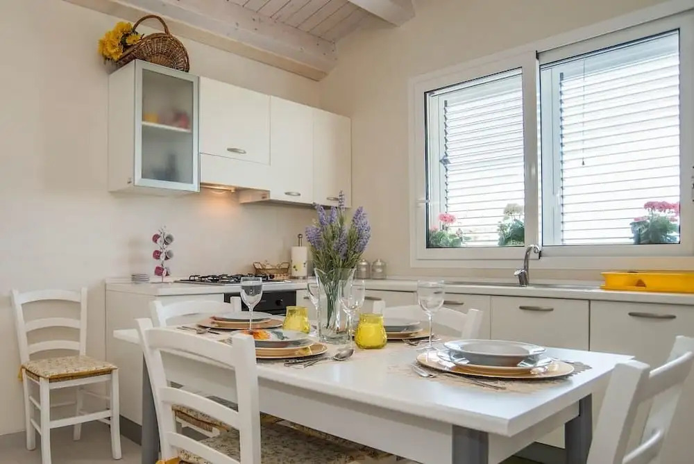 Villa White