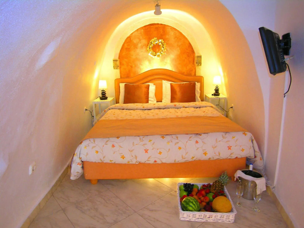 Aeolos Art & Eco Suites Adults Only