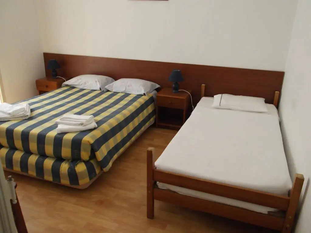 Low Cost Rooms