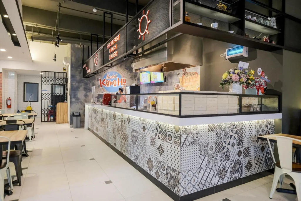 RedDoorz Premium near CBD Puri Indah