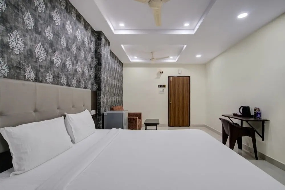 iROOMZ J3 Group of Hotels